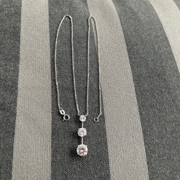 3 Diamonds Cubic Zirconia on 14kt White Gold Necklace - Picture 1 of 8